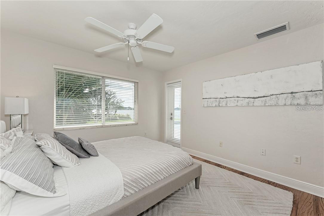 SOUTHPOINTE SHORES - Residential