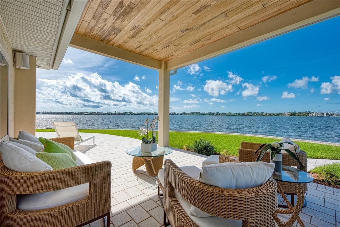 SOUTHPOINTE SHORES - Residential