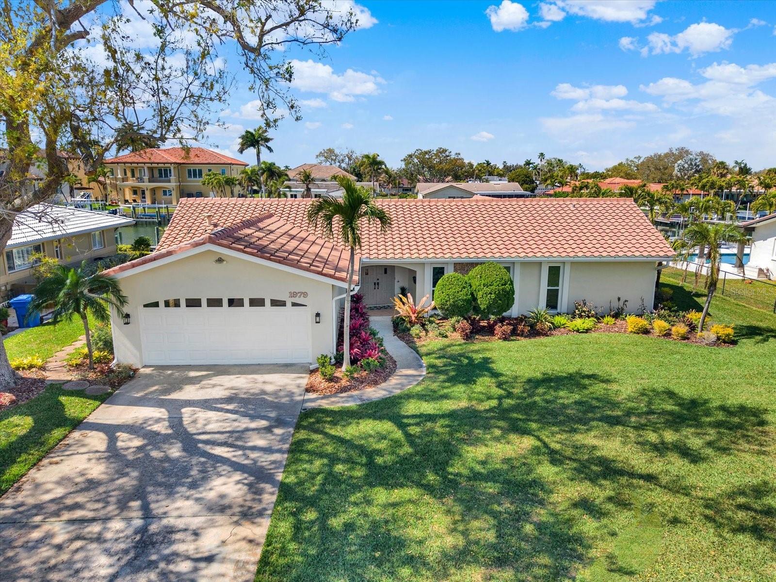 VENETIAN ISLES - Residential