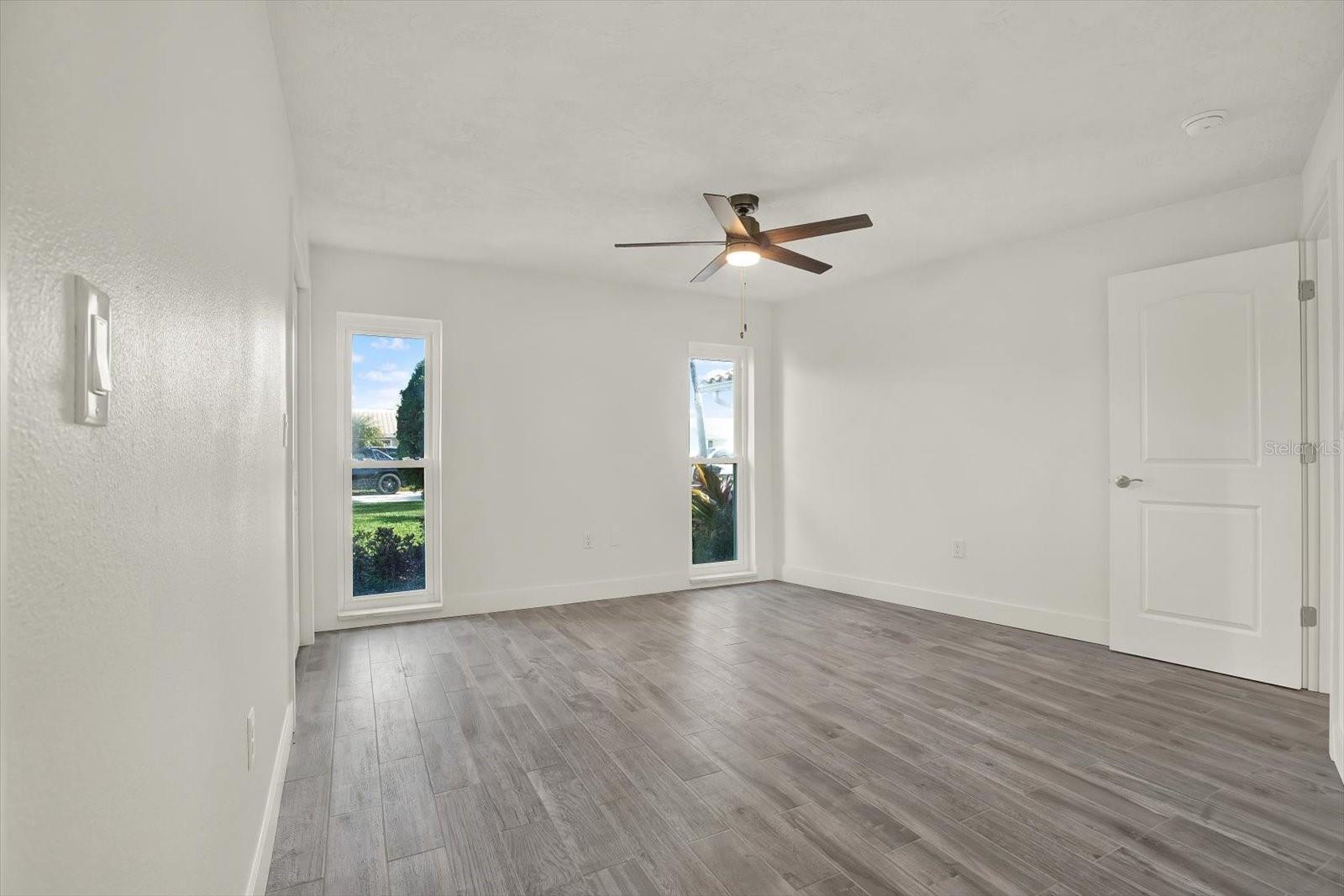 VENETIAN ISLES - Residential