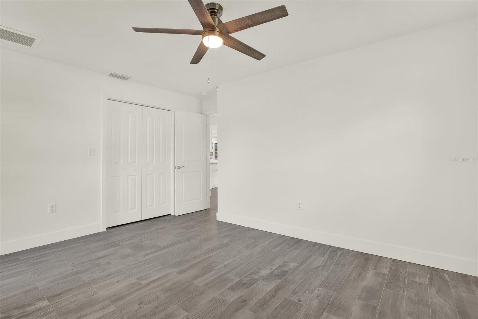 VENETIAN ISLES - Residential