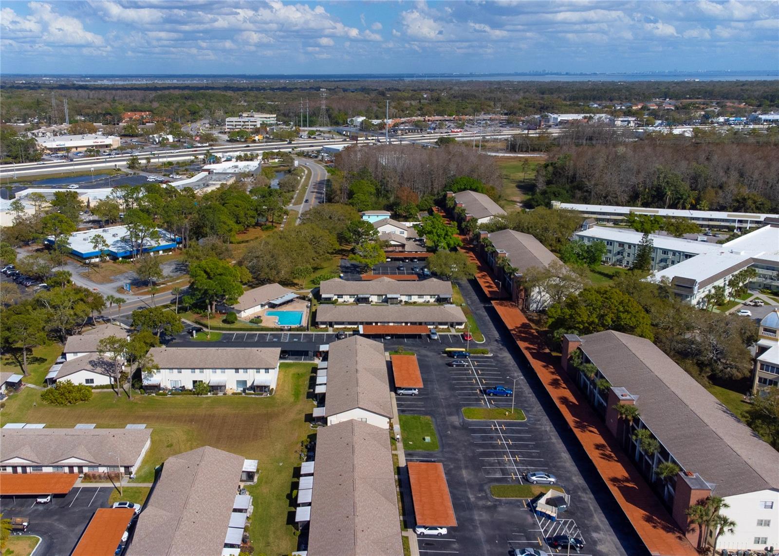 VILLAS AT COUNTRYSIDE THE - Residential