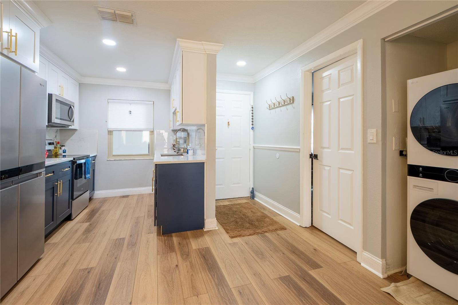 VILLAS AT COUNTRYSIDE THE - Residential