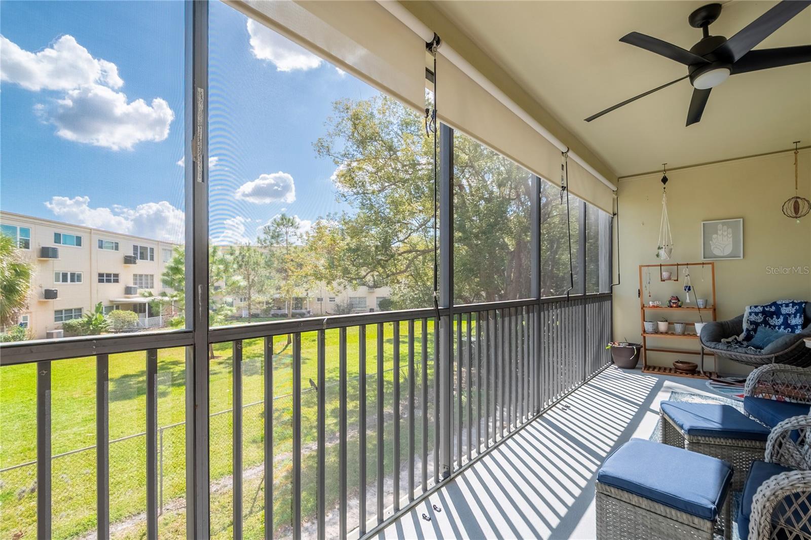 VILLAS AT COUNTRYSIDE THE - Residential