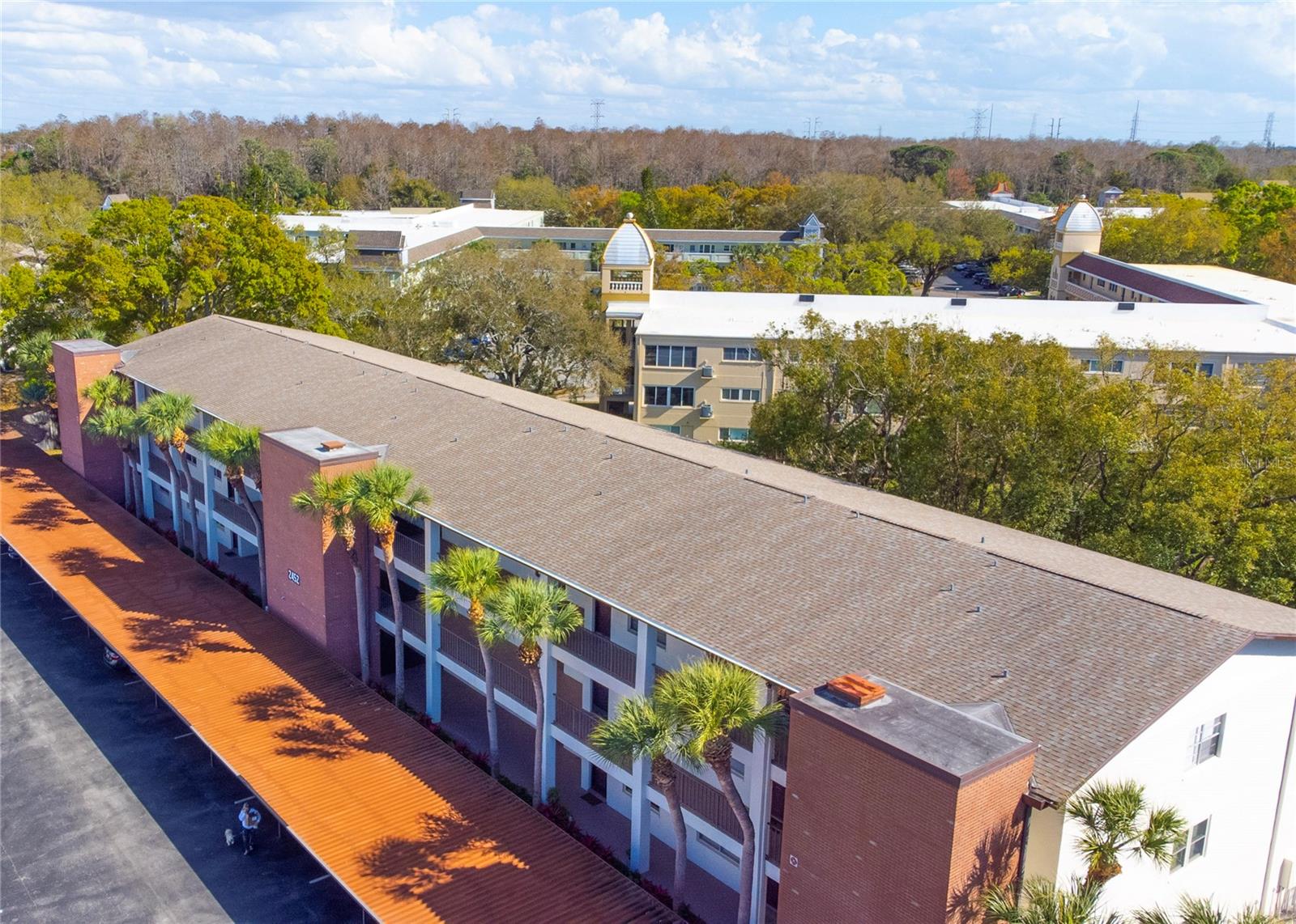 VILLAS AT COUNTRYSIDE THE - Residential