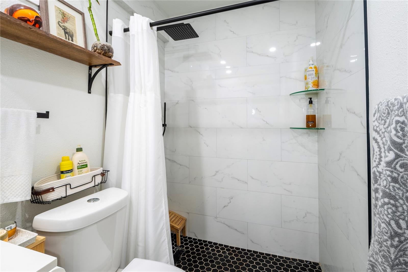 VILLAS AT COUNTRYSIDE THE - Residential