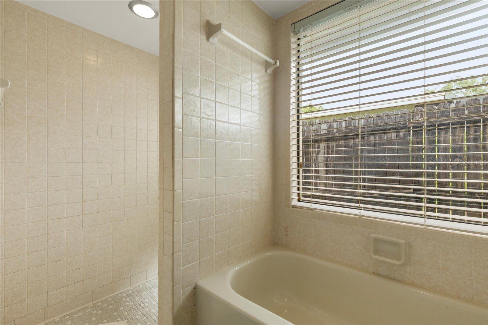 BRAE-MOOR SOUTH - Residential