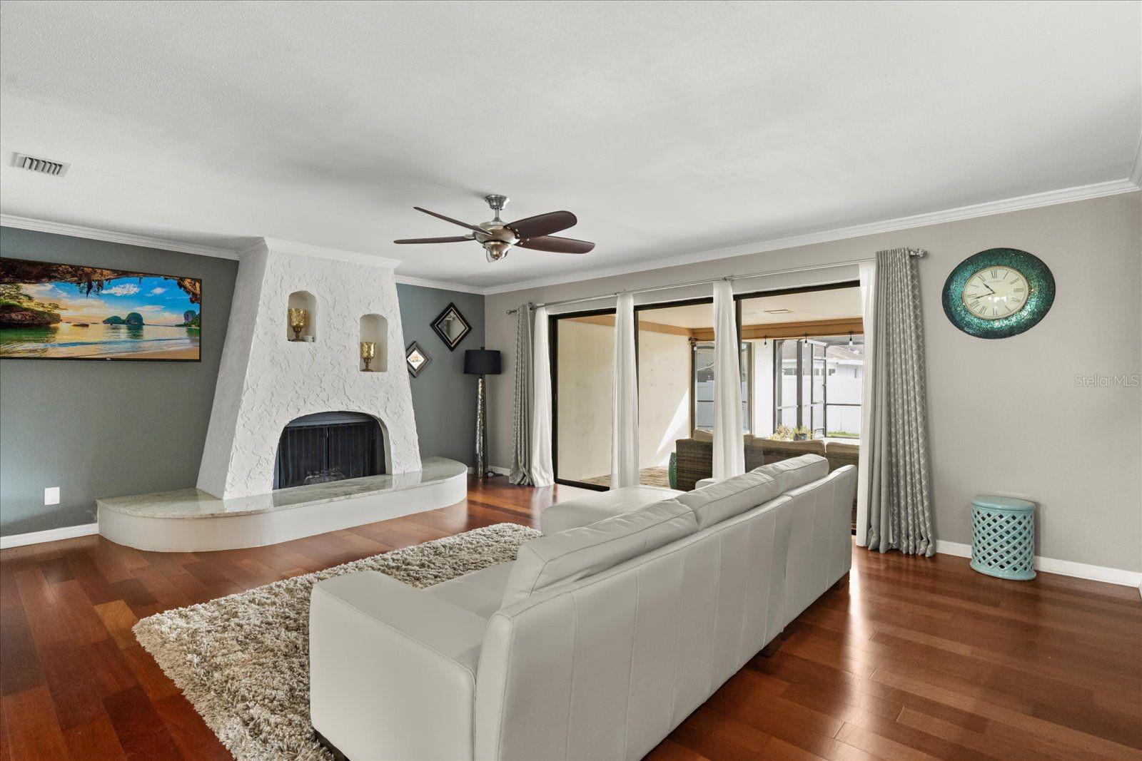 BRAE-MOOR SOUTH - Residential