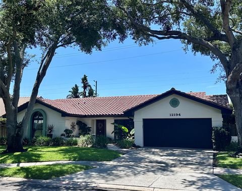Photo of 12194 66th Avenue, Seminole, FL 33772 (MLS # GC540389)
