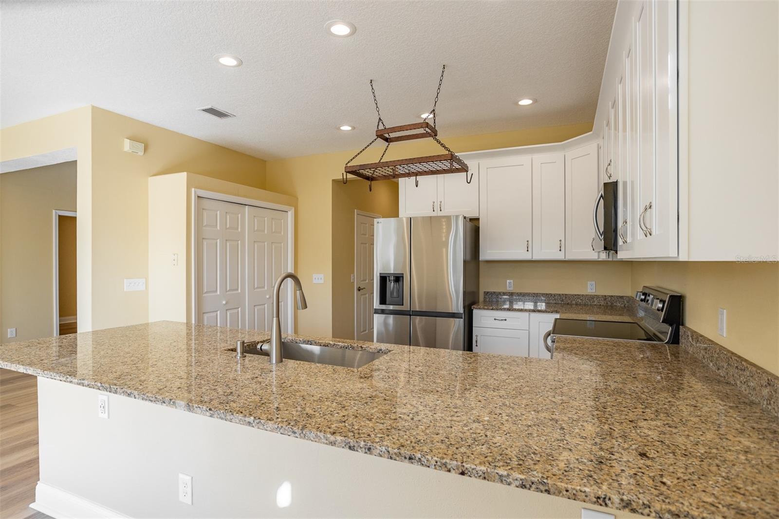 PALMA CEIA PARK - Residential Lease