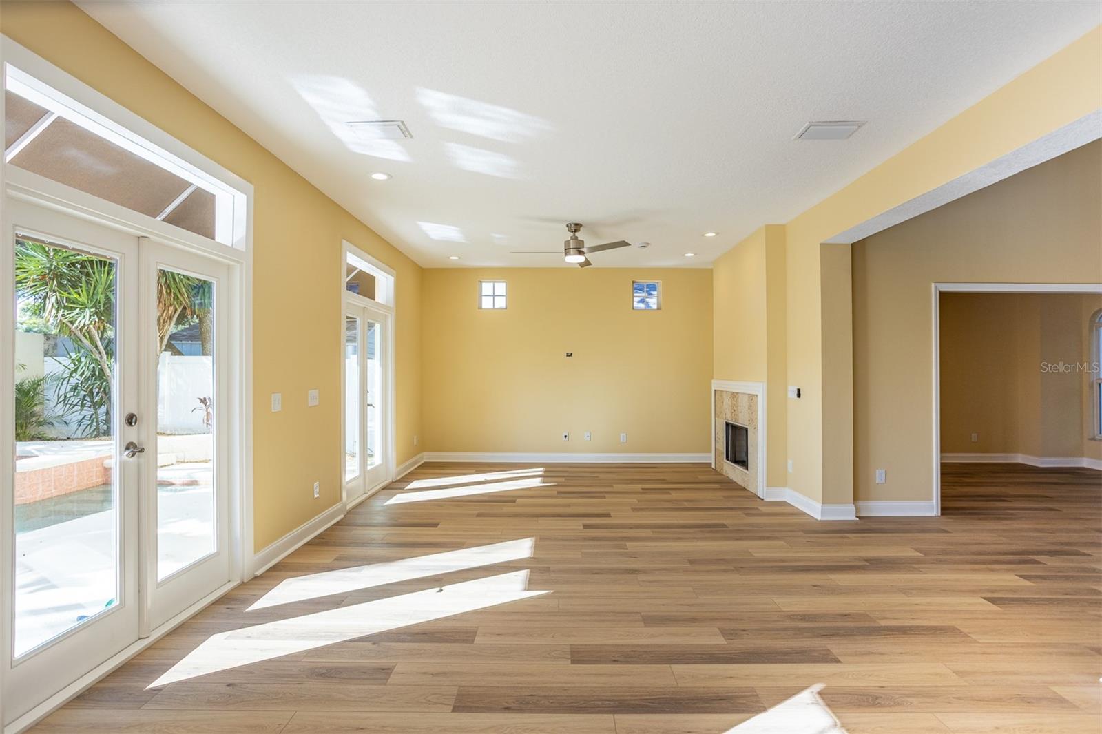 PALMA CEIA PARK - Residential Lease