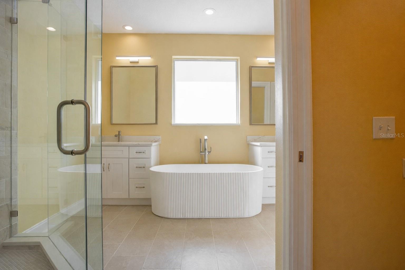 PALMA CEIA PARK - Residential Lease