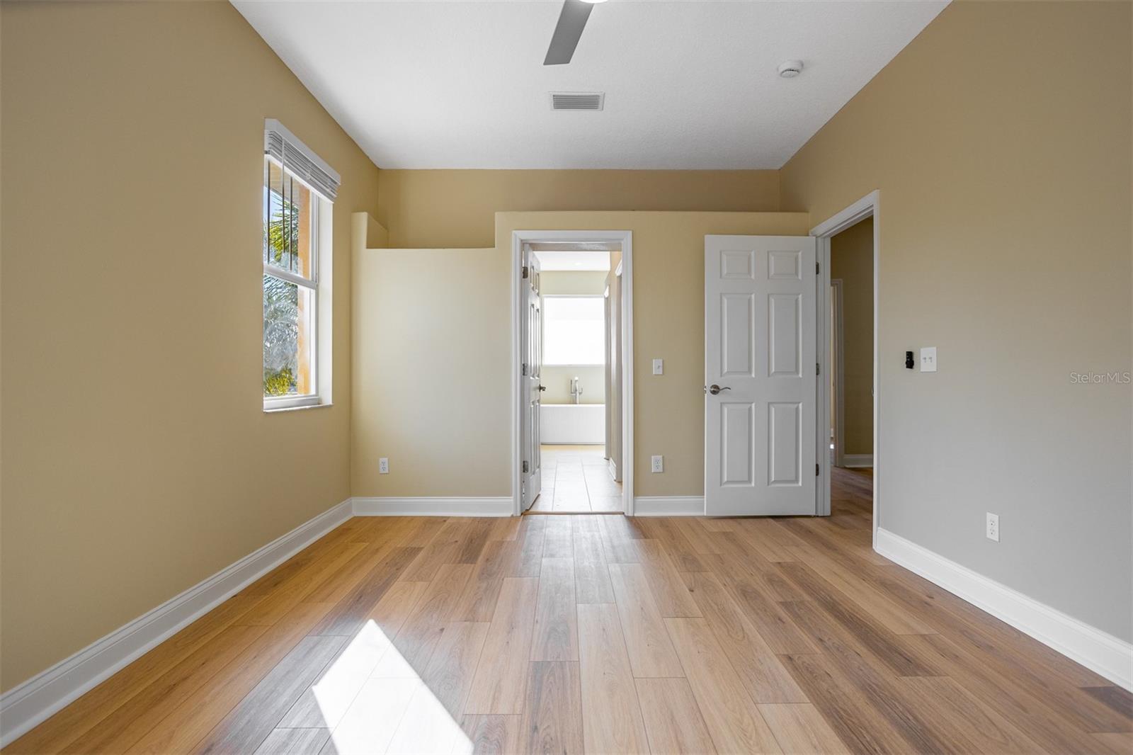 PALMA CEIA PARK - Residential Lease