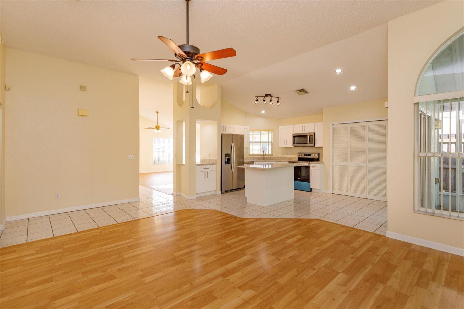 ALAFAYA WOODS PH 11 - Residential Lease