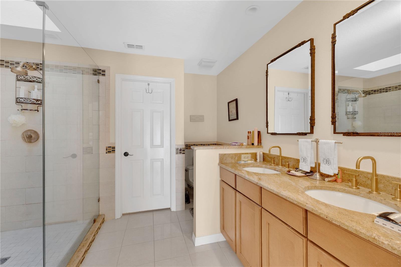 WEDGEWOOD GROVES - Residential