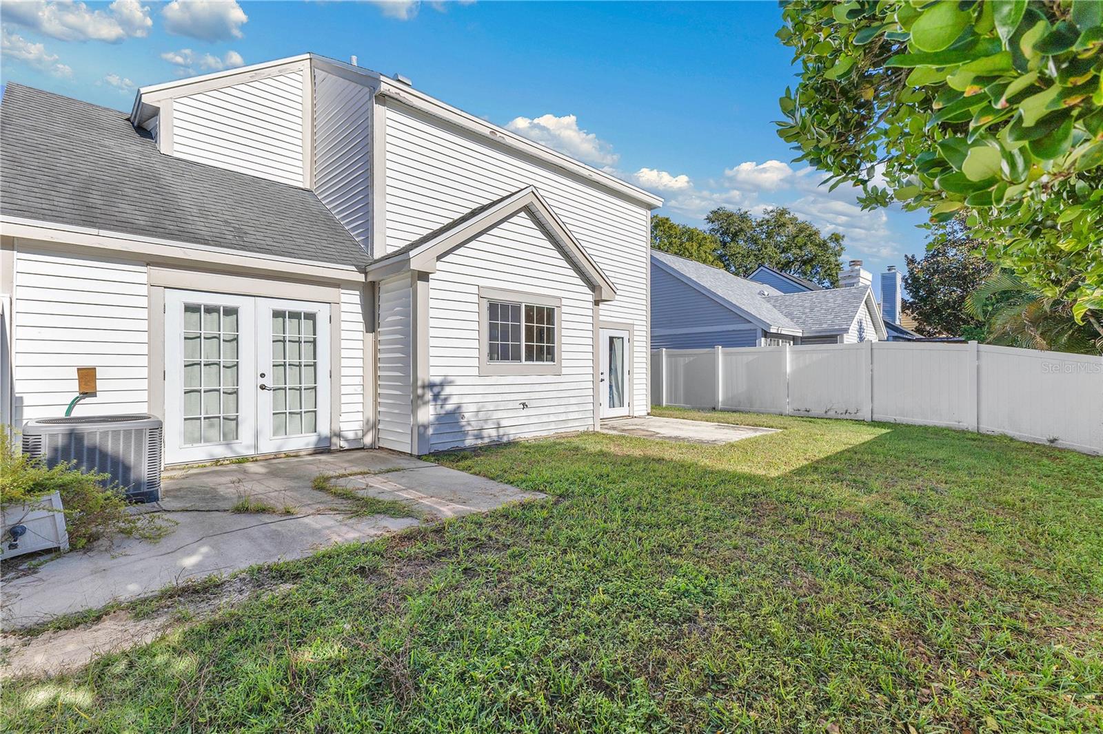 WEDGEWOOD GROVES - Residential