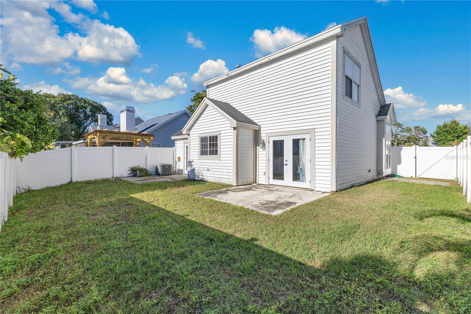 WEDGEWOOD GROVES - Residential