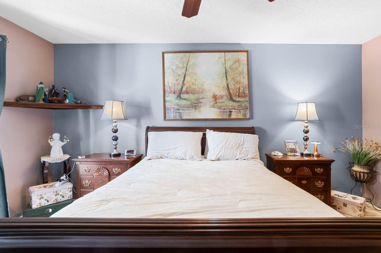 THE KNOLLS OF KINGS POINT II A - Residential