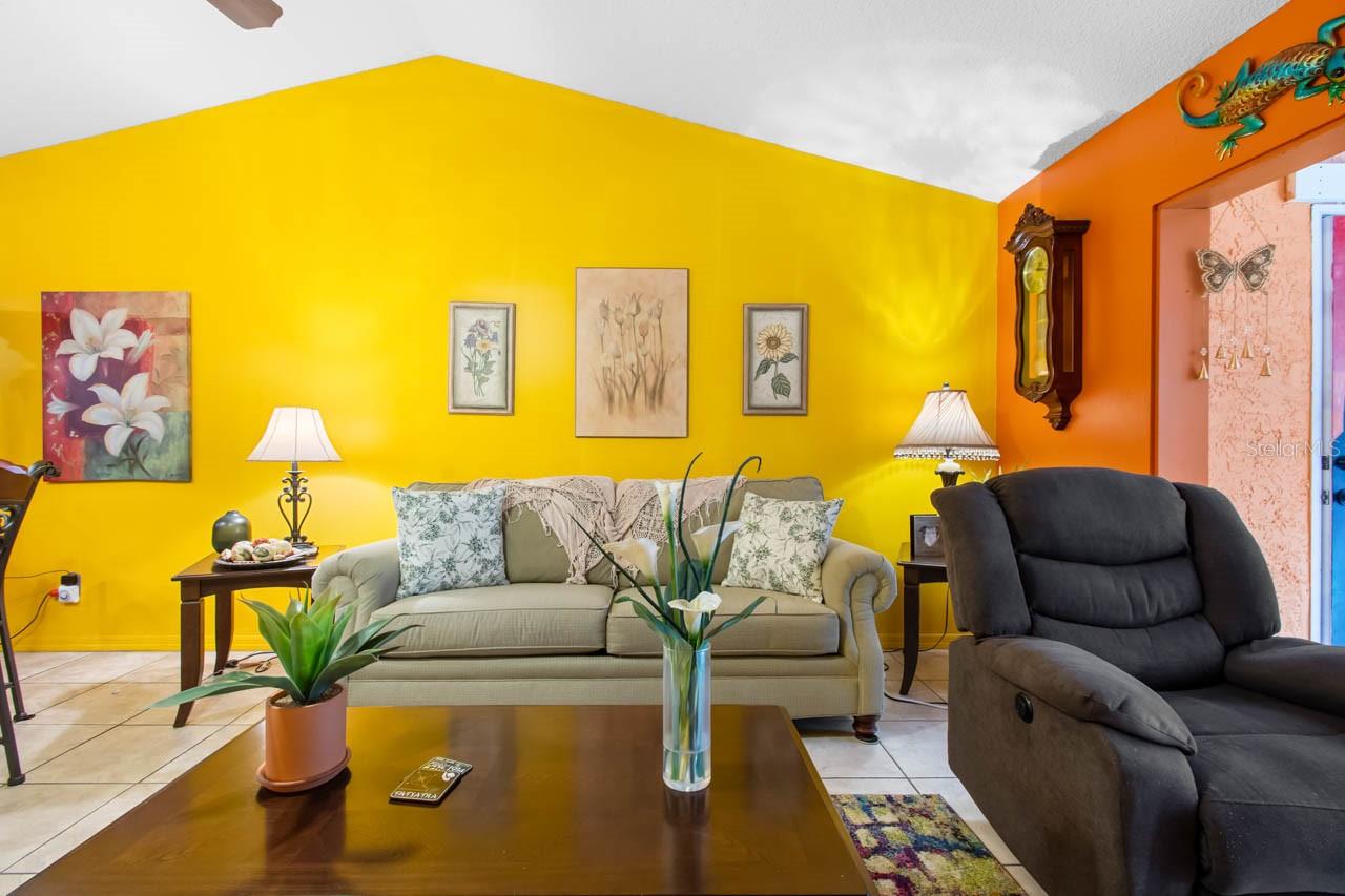 THE KNOLLS OF KINGS POINT II A - Residential