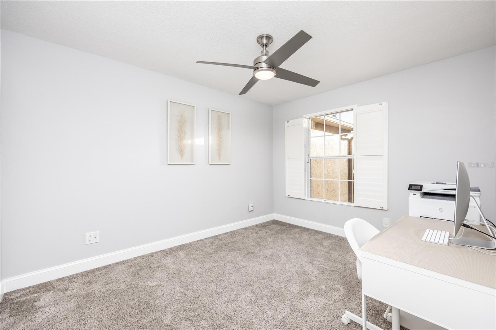 EDGEWATER AT GRAND OAKS PH 02 - Residential Lease