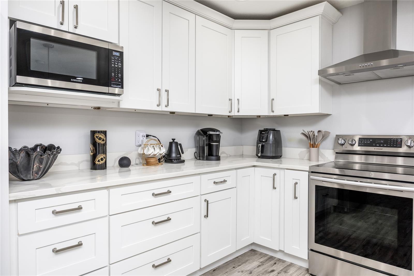 EDGEWATER AT GRAND OAKS PH 02 - Residential Lease