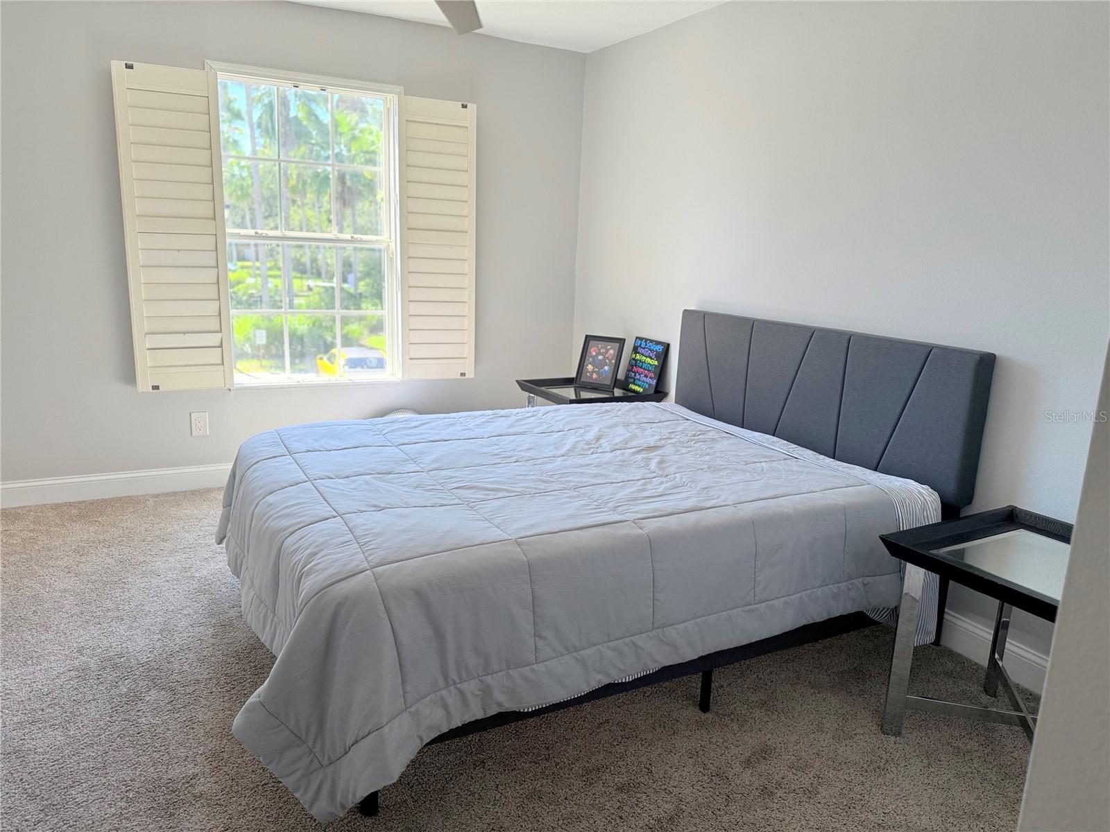 EDGEWATER AT GRAND OAKS PH 02 - Residential Lease