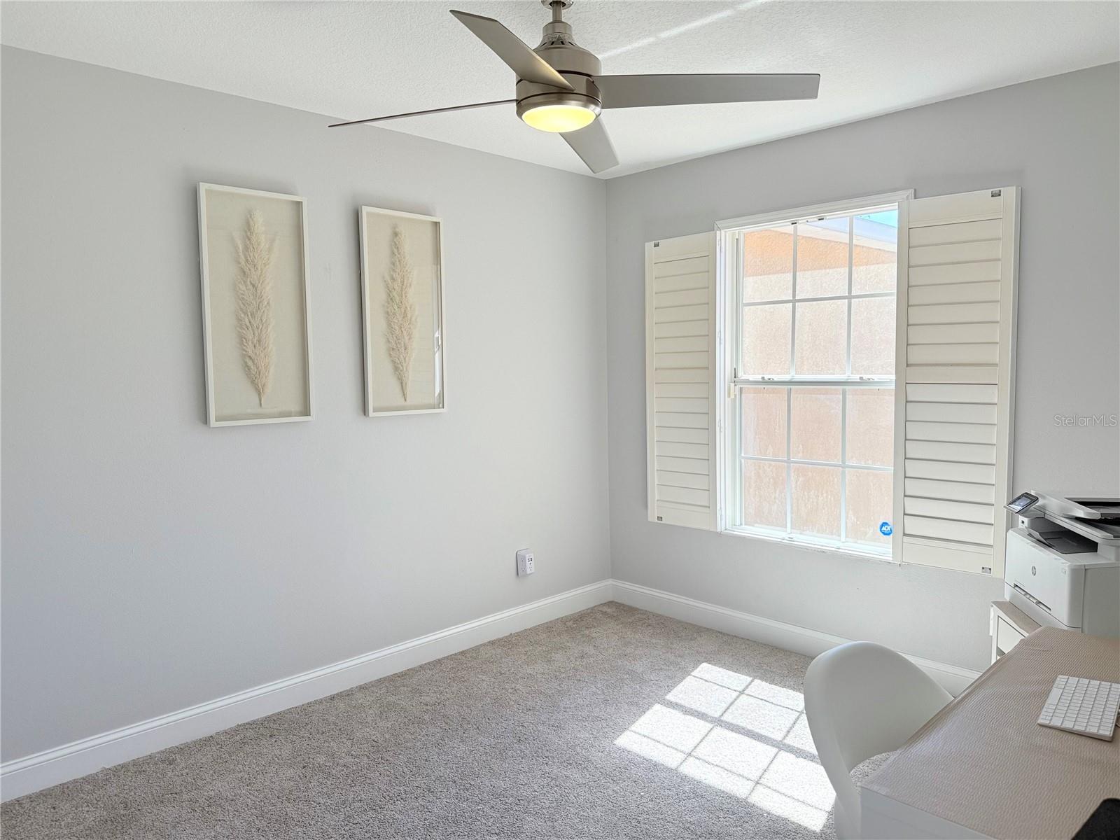 EDGEWATER AT GRAND OAKS PH 02 - Residential Lease