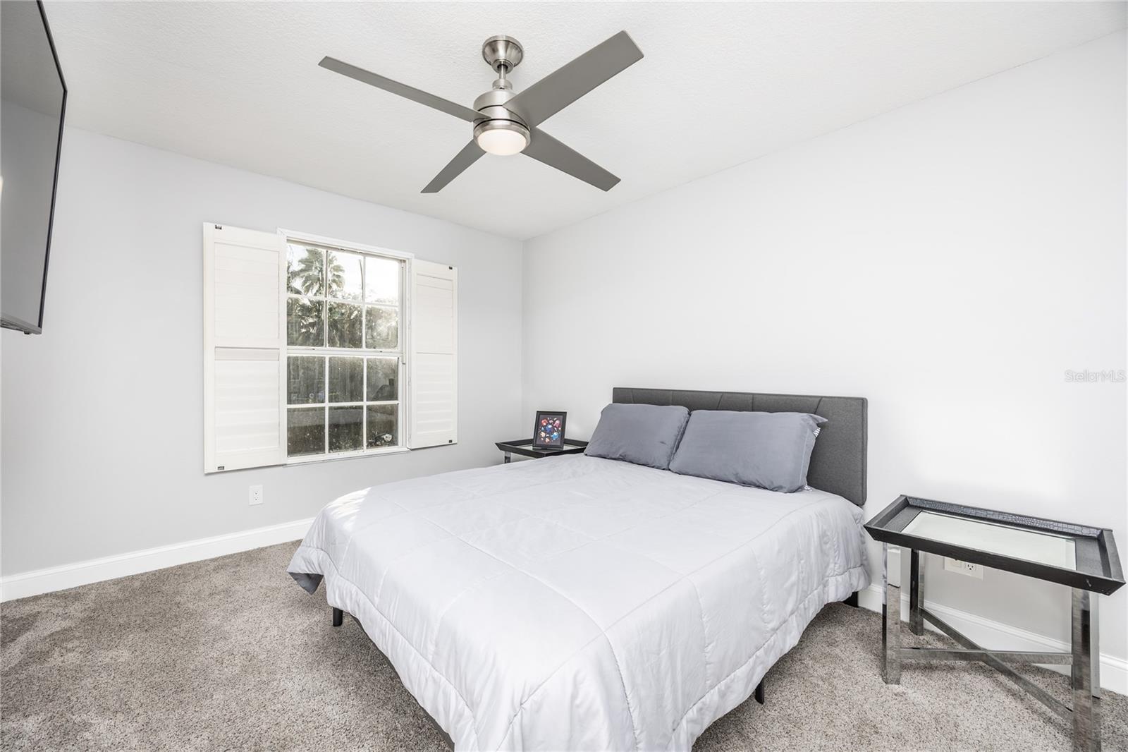 EDGEWATER AT GRAND OAKS PH 02 - Residential Lease