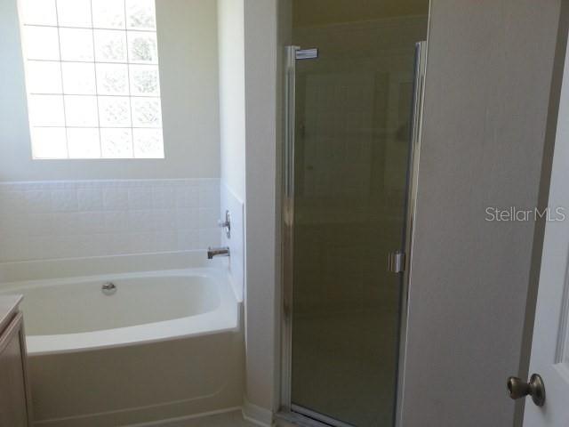 CARRINGTON PARK - Residential Lease