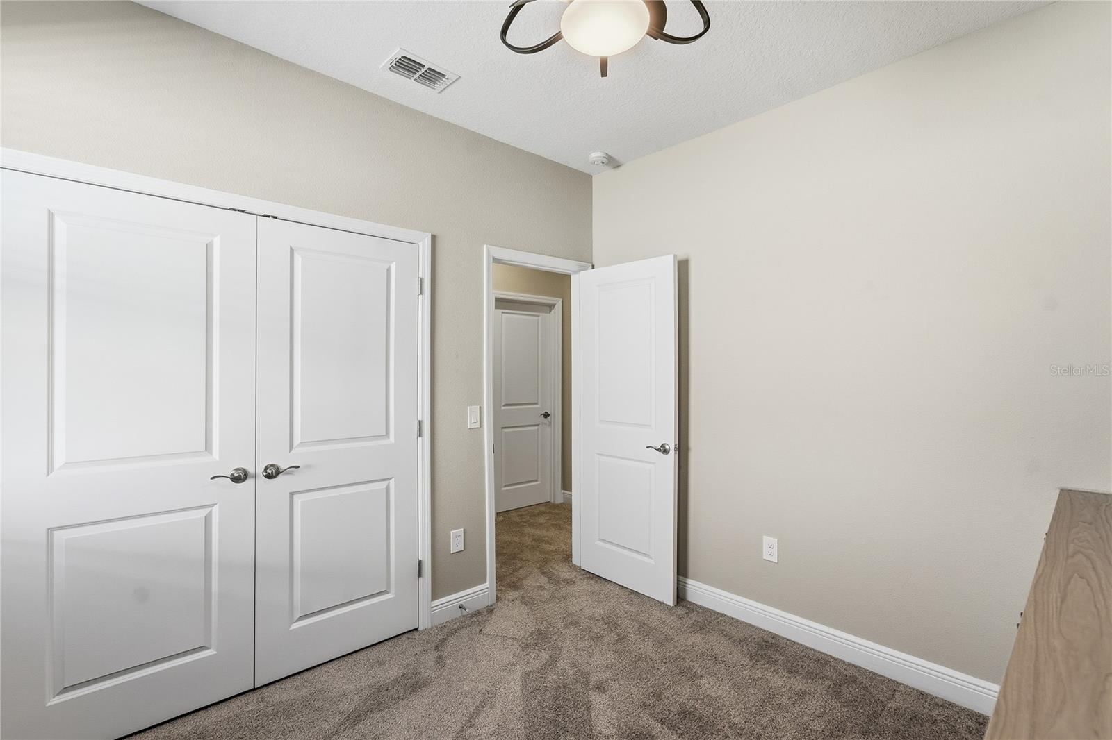 HIGHLAND RIDGE - Residential