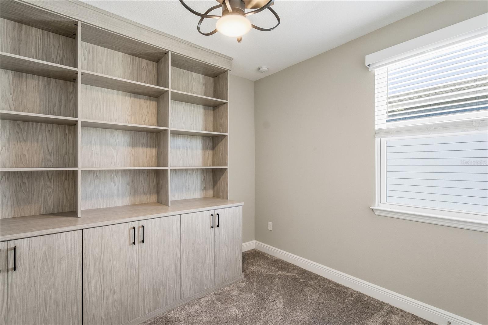 HIGHLAND RIDGE - Residential