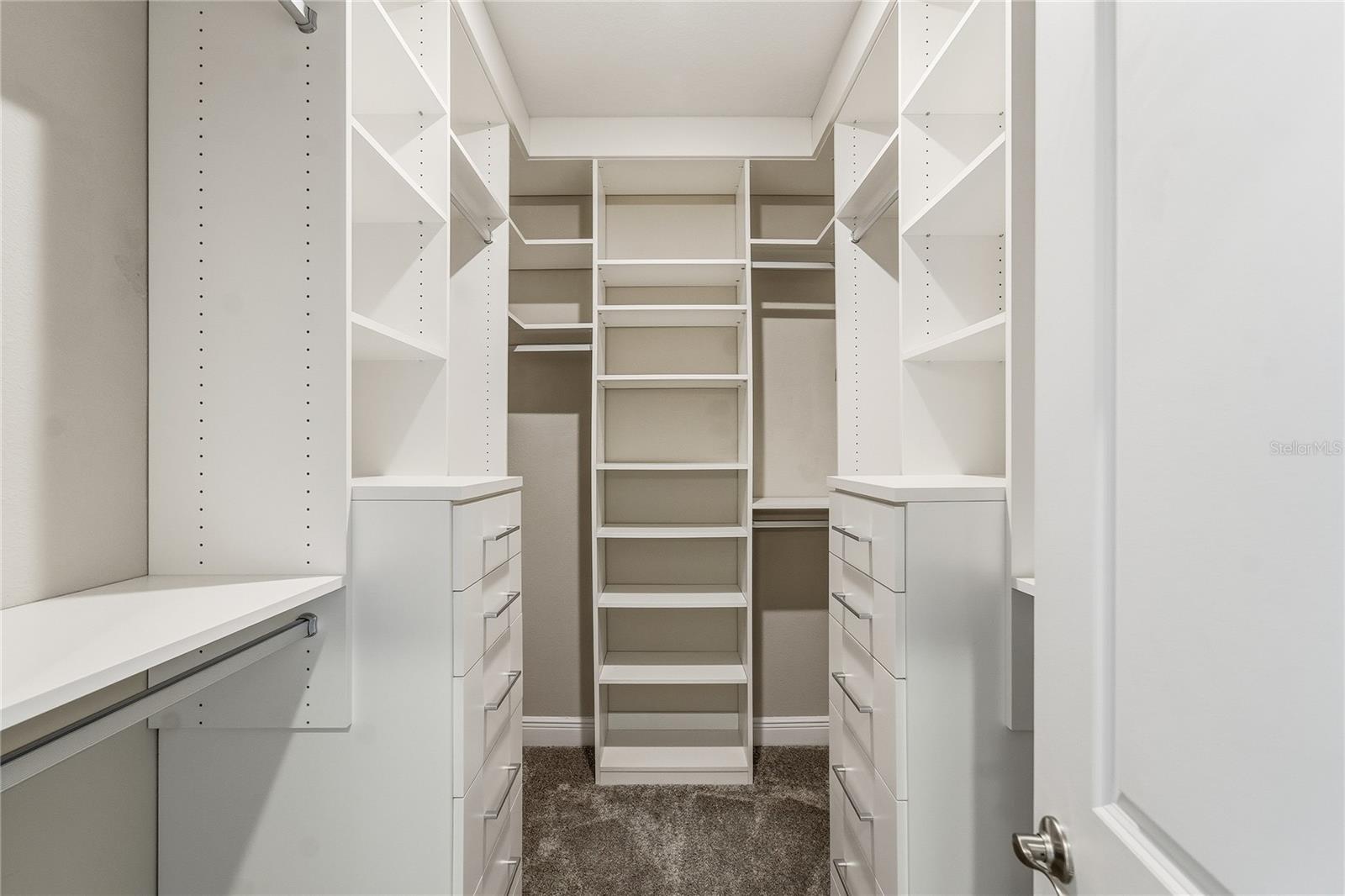 HIGHLAND RIDGE - Residential