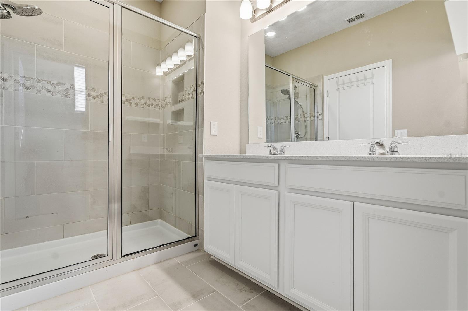 HIGHLAND RIDGE - Residential