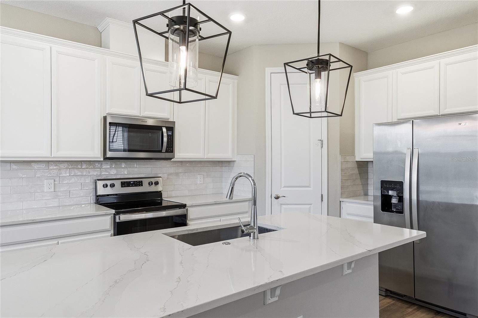 HIGHLAND RIDGE - Residential