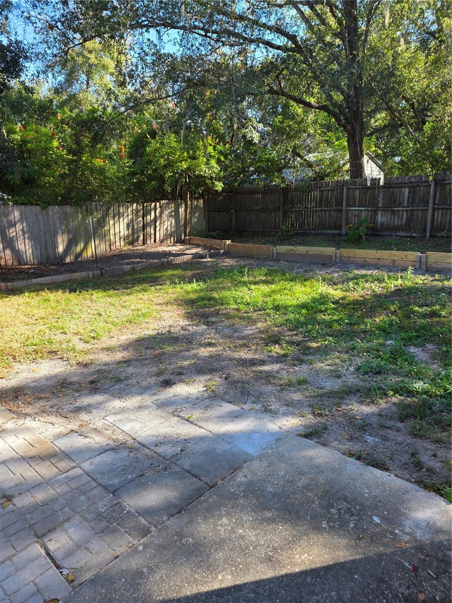 FERNBROOK TRAILS PH 3 - Residential Lease