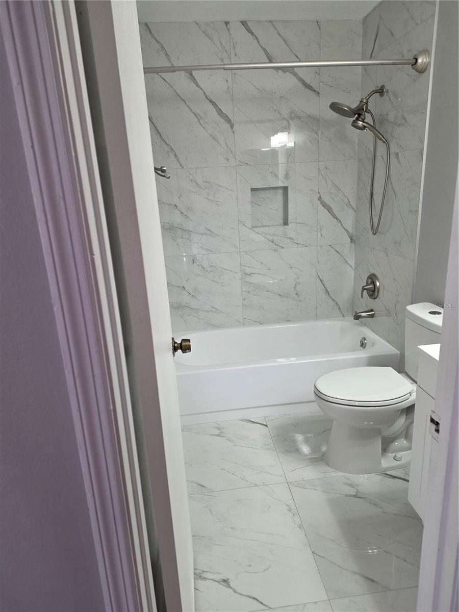 FERNBROOK TRAILS PH 3 - Residential Lease