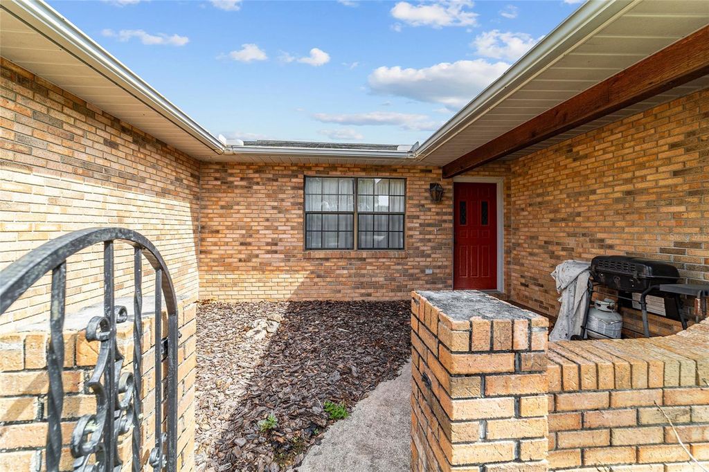 Photo of 2701 SE 36th Street, Ocala, FL 34471 (MLS # OM722745)