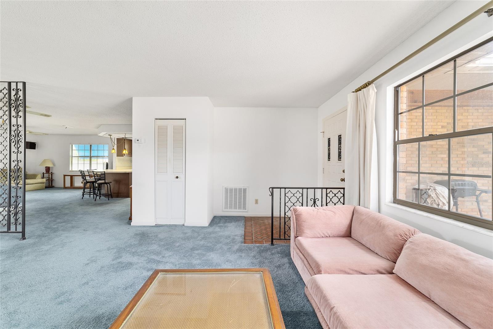 RAVEN HILL - Residential