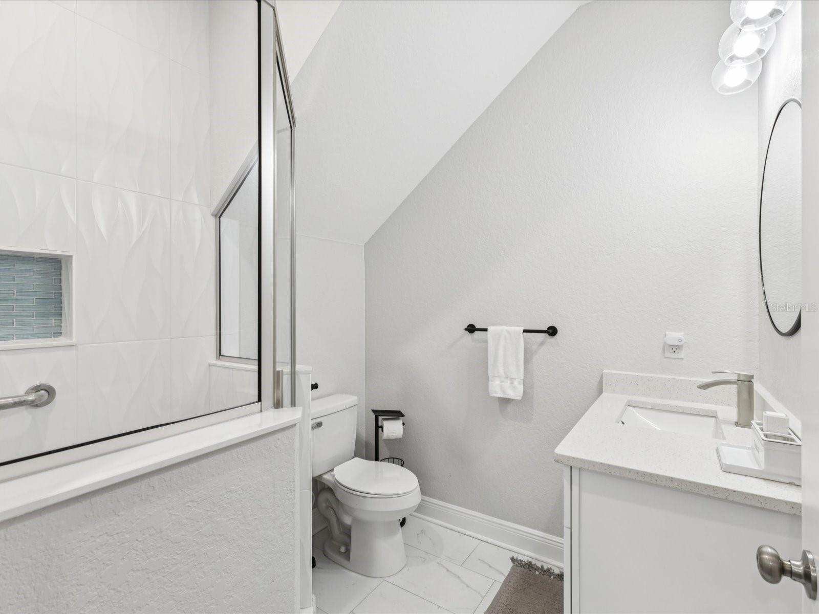 BANZA BANZA - Residential