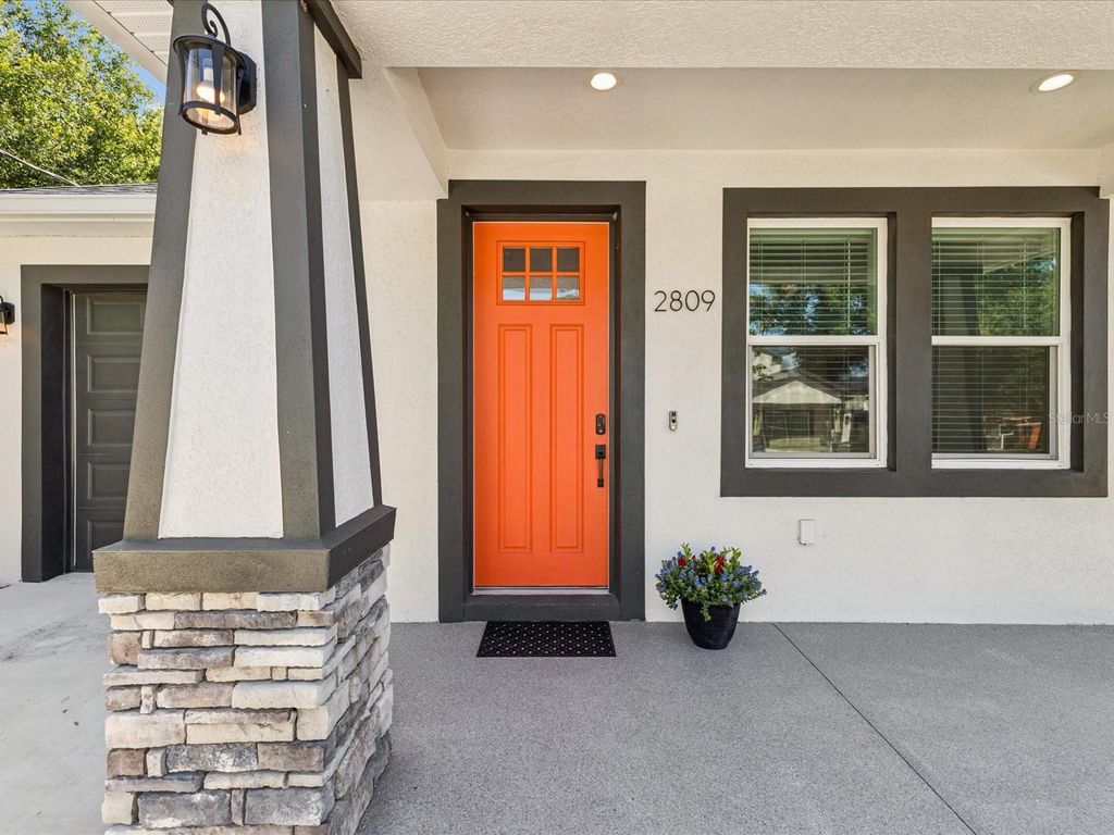 Photo of 2809 N 21st Street, Tampa, FL 33605 (MLS # TB8479996)