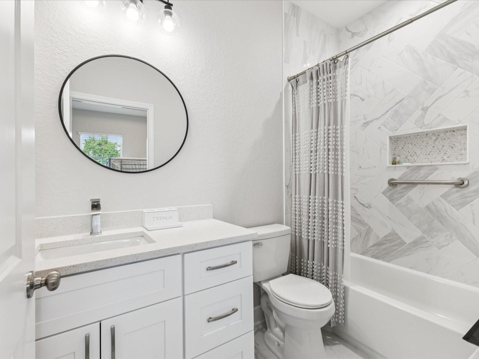 BANZA BANZA - Residential