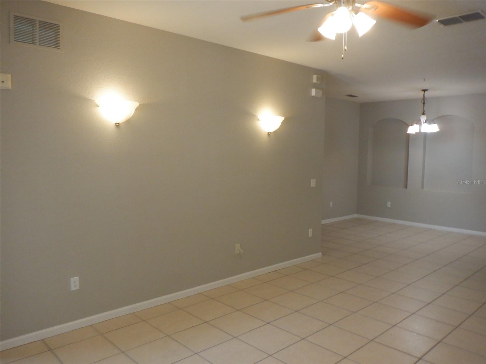 FLORA RIDGE CONDO PH 13 BLDG 7 - Residential