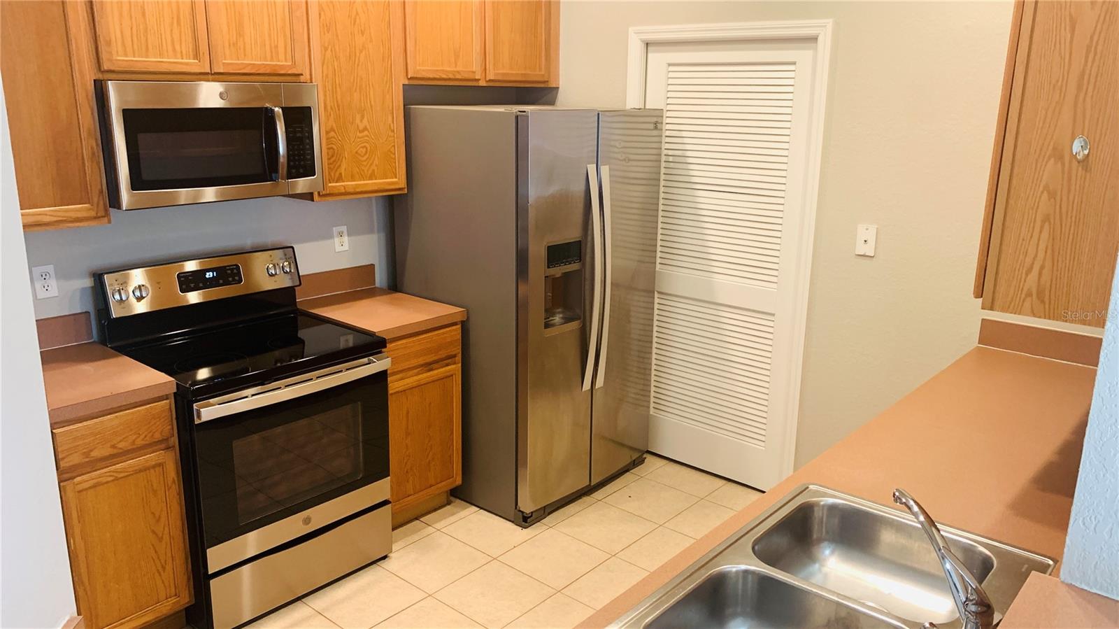 FLORA RIDGE CONDO PH 13 BLDG 7 - Residential