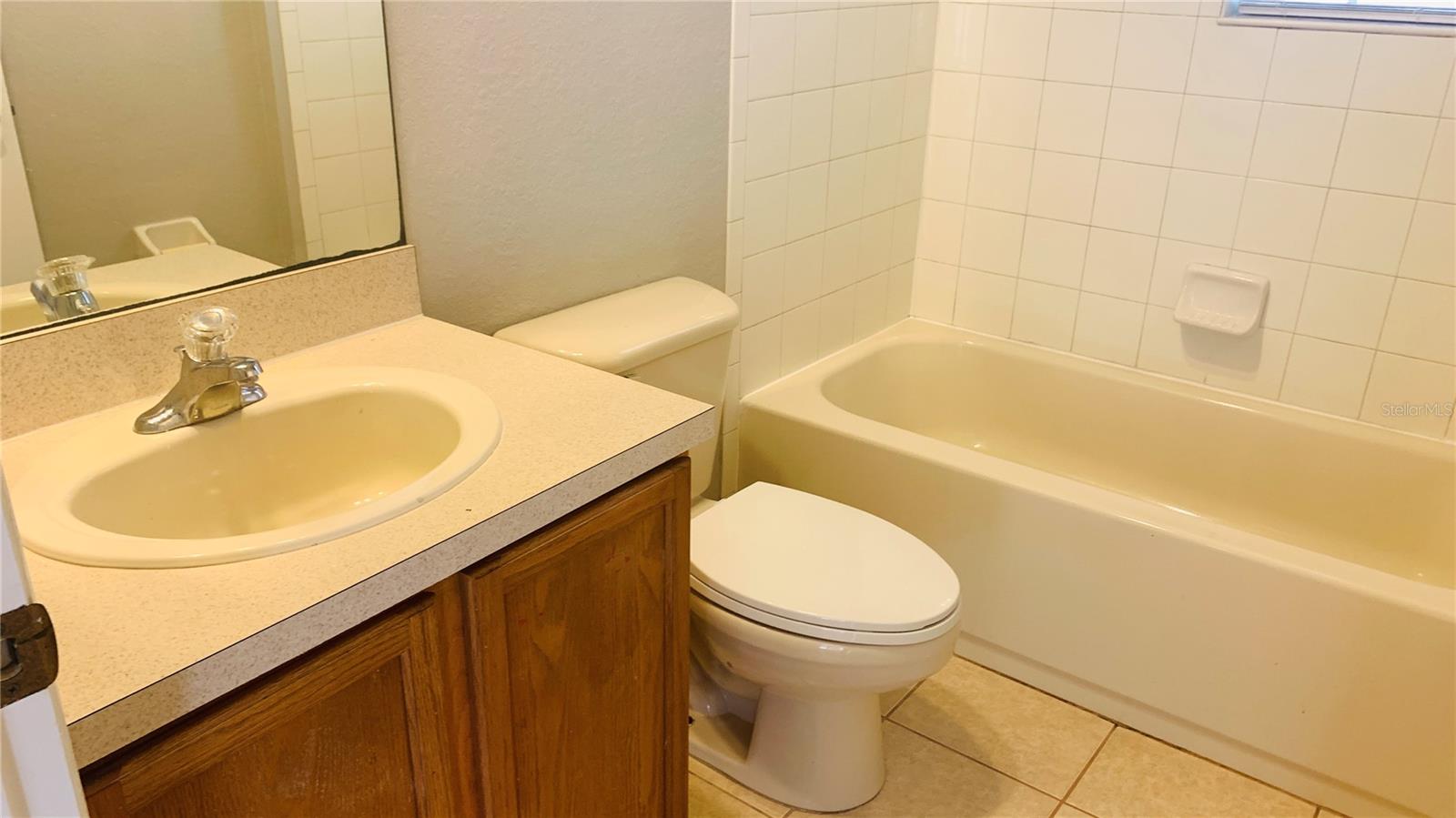 FLORA RIDGE CONDO PH 13 BLDG 7 - Residential