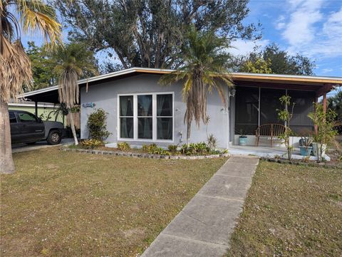 A home in PORT CHARLOTTE