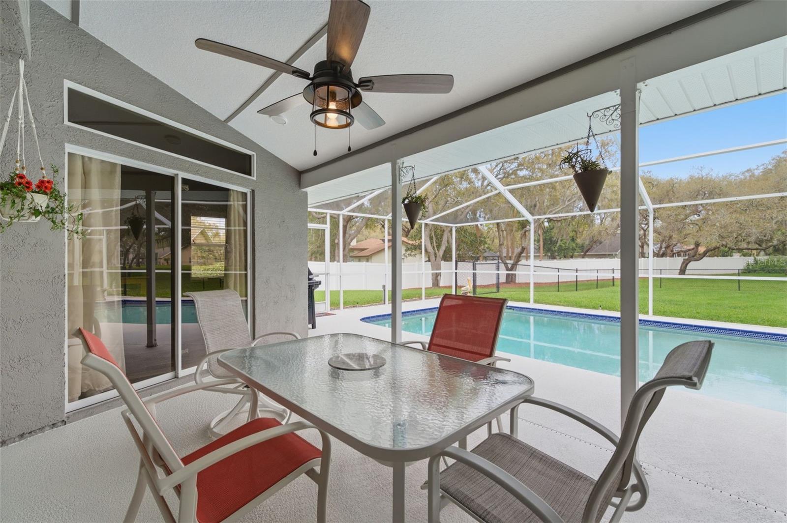 AUTUMN OAKS - Residential