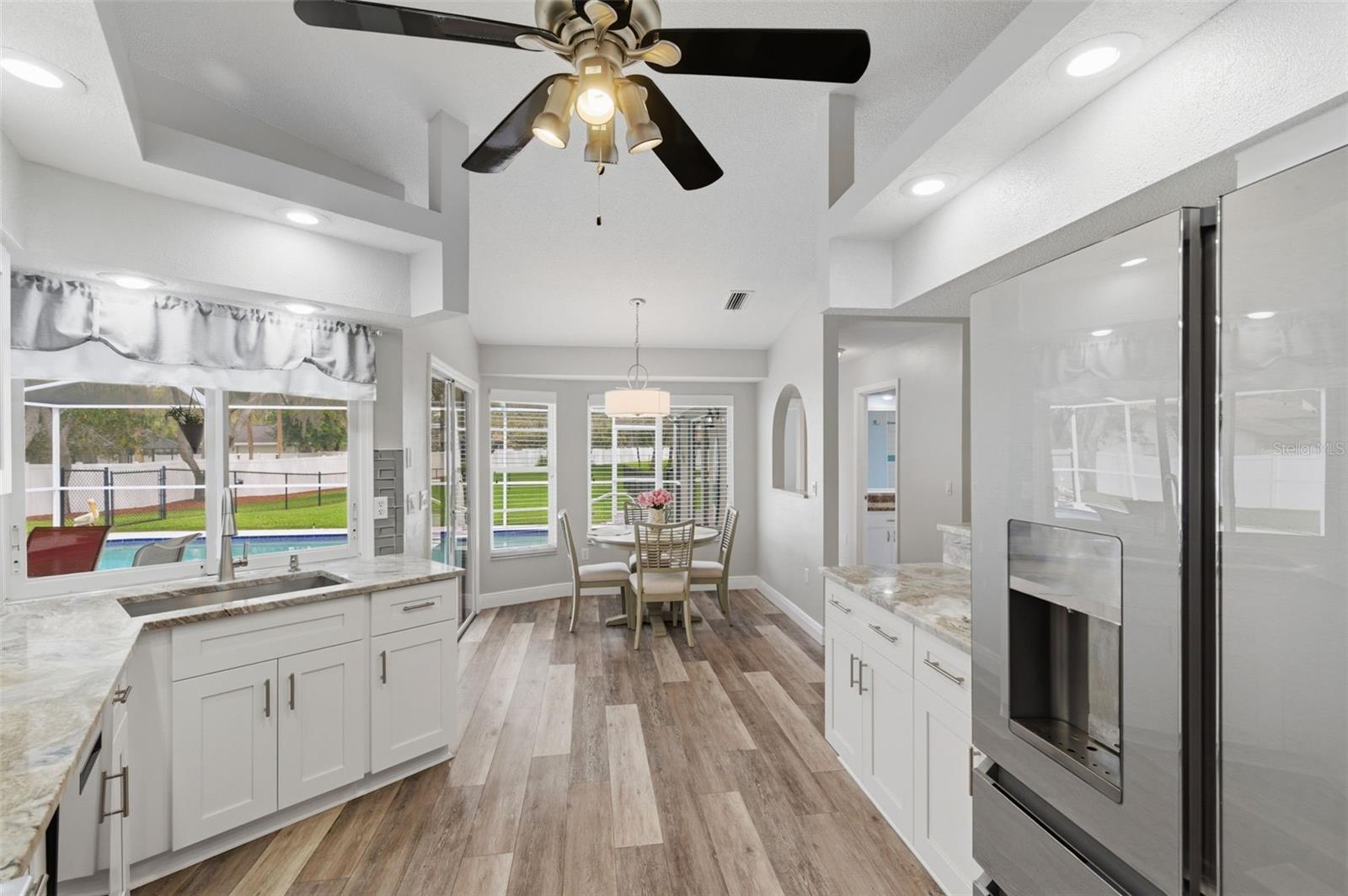 AUTUMN OAKS - Residential