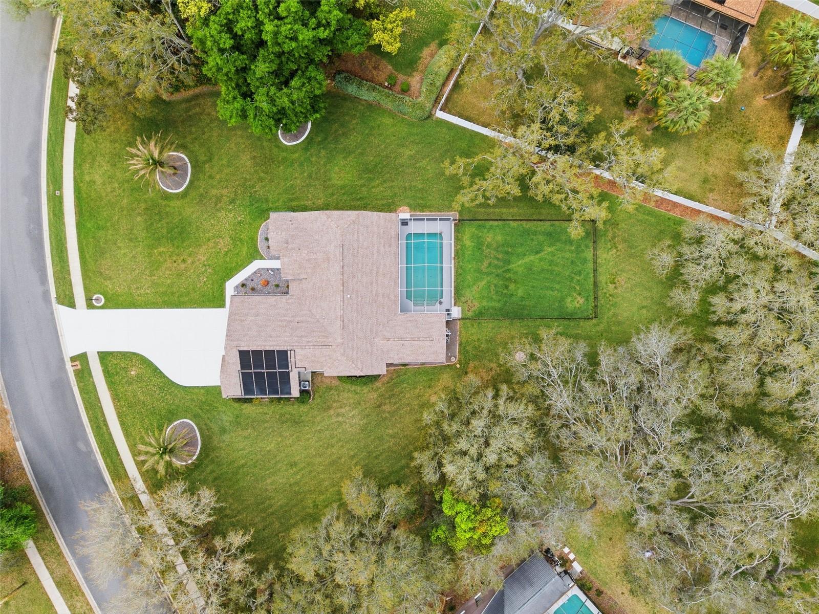 AUTUMN OAKS - Residential