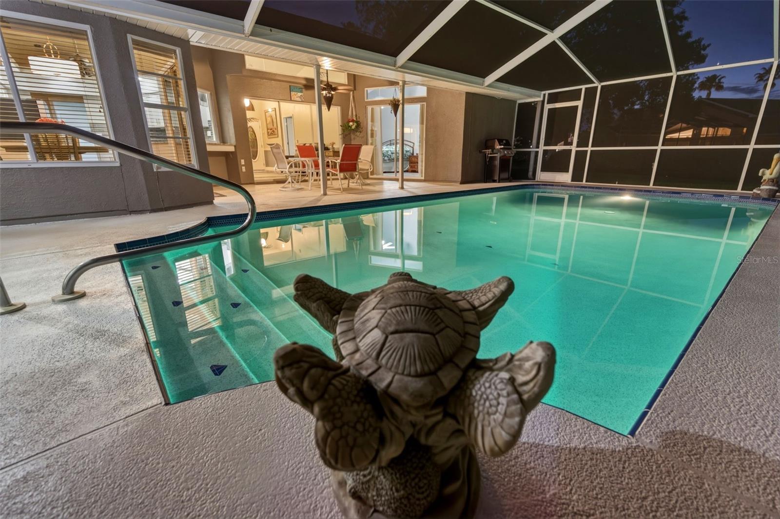 AUTUMN OAKS - Residential