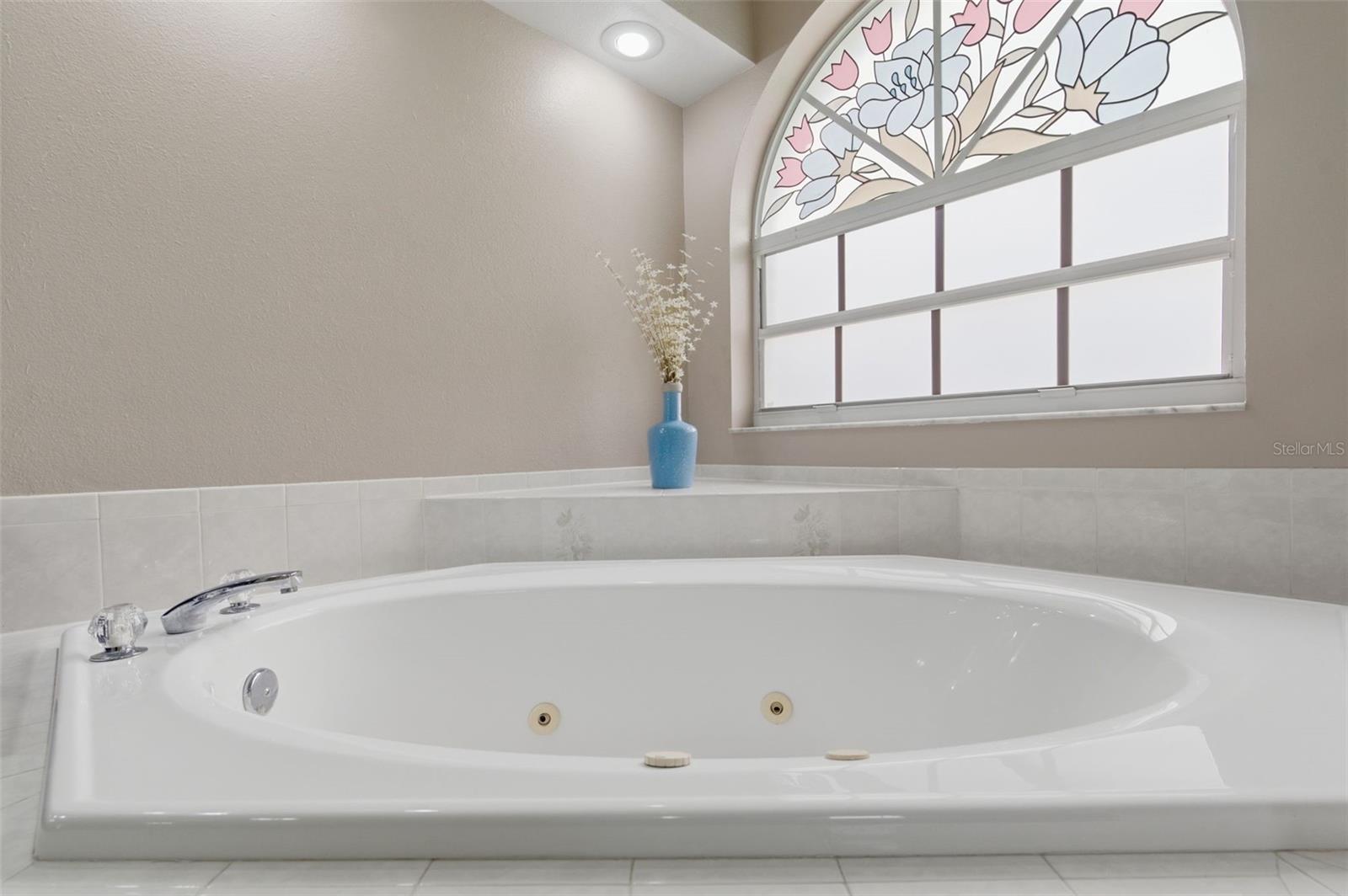 AUTUMN OAKS - Residential